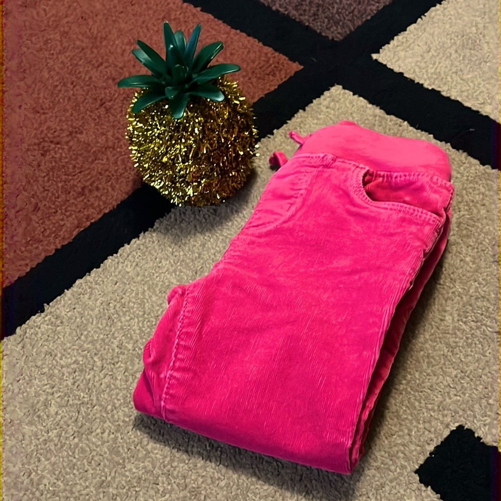 💓OSHKOSH / Bgosh / Size 4T girls / hot dark pink / elastic waist band / pockets